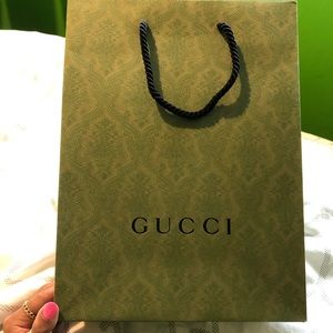 Gucci shopping bag & box